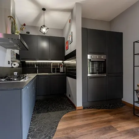 La Casa Di Vittoria Arona